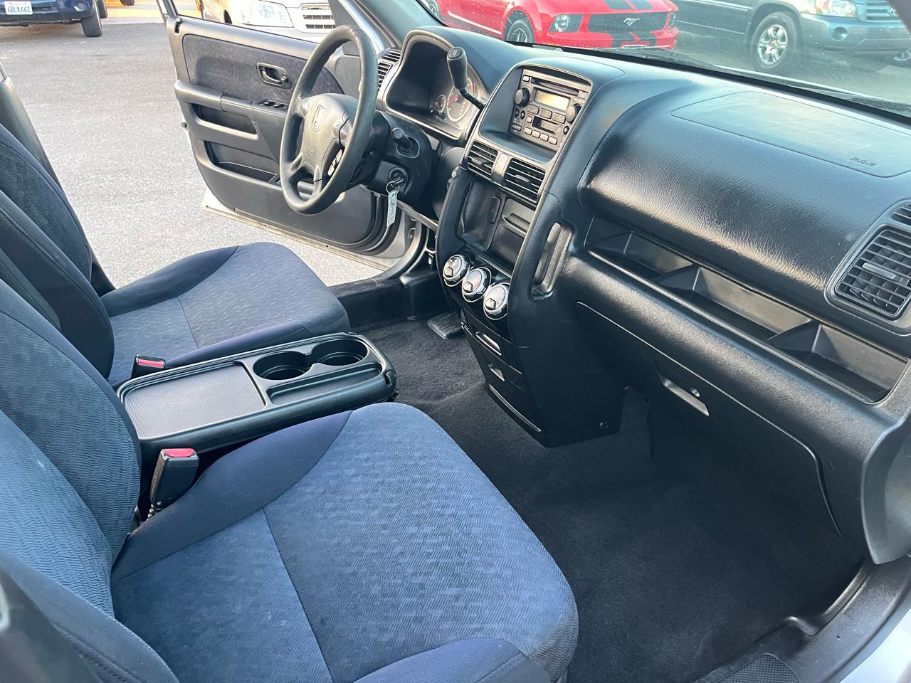 Honda CR-V LX 2WD AT 2005