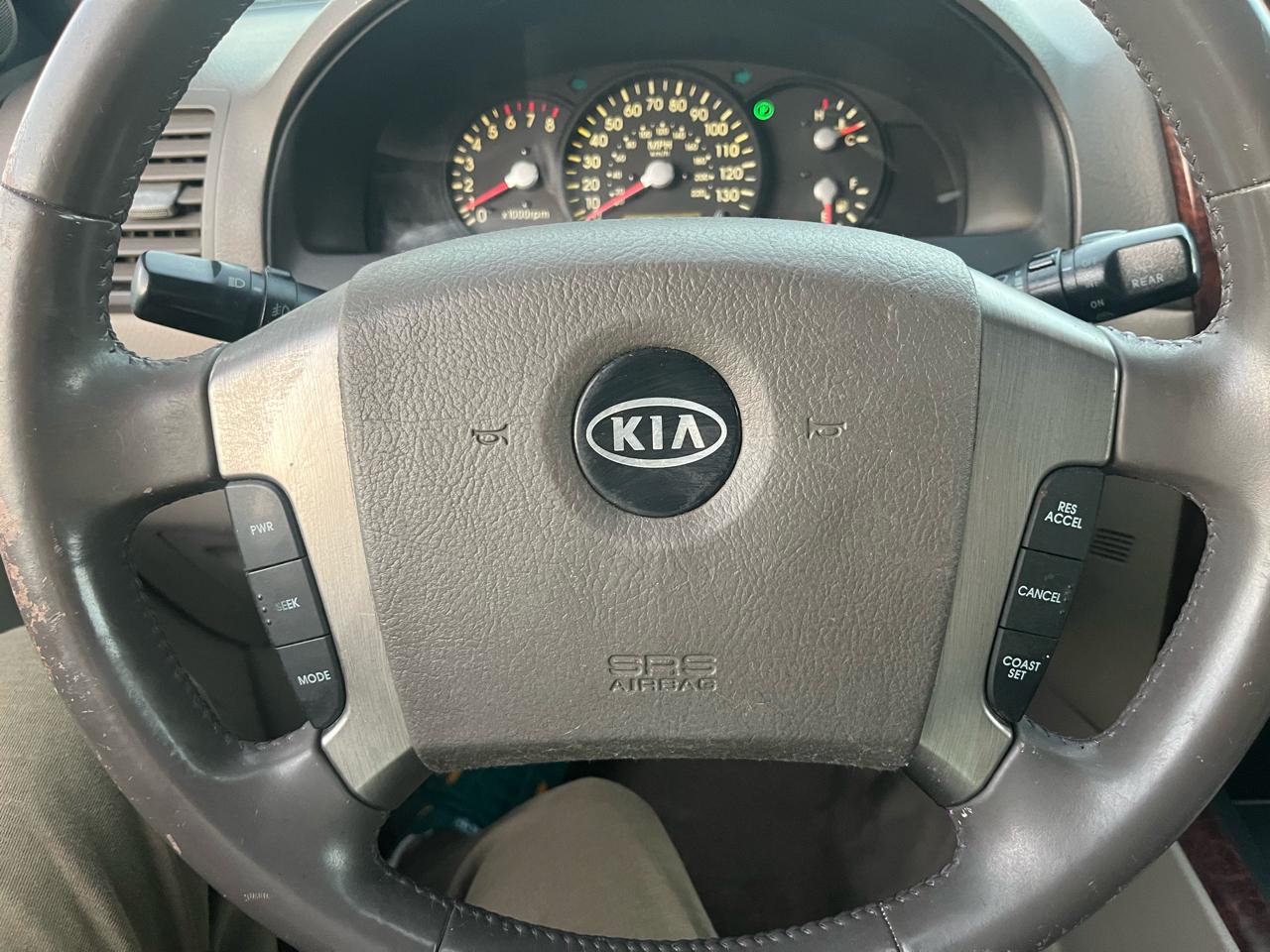 Kia Sorento LX 2WD 2004
