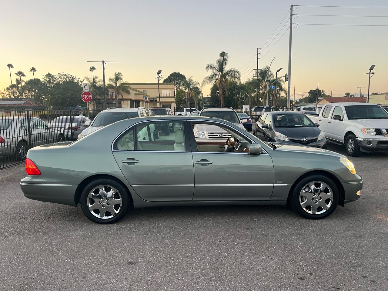 Lexus LS 430 Sedan 2003