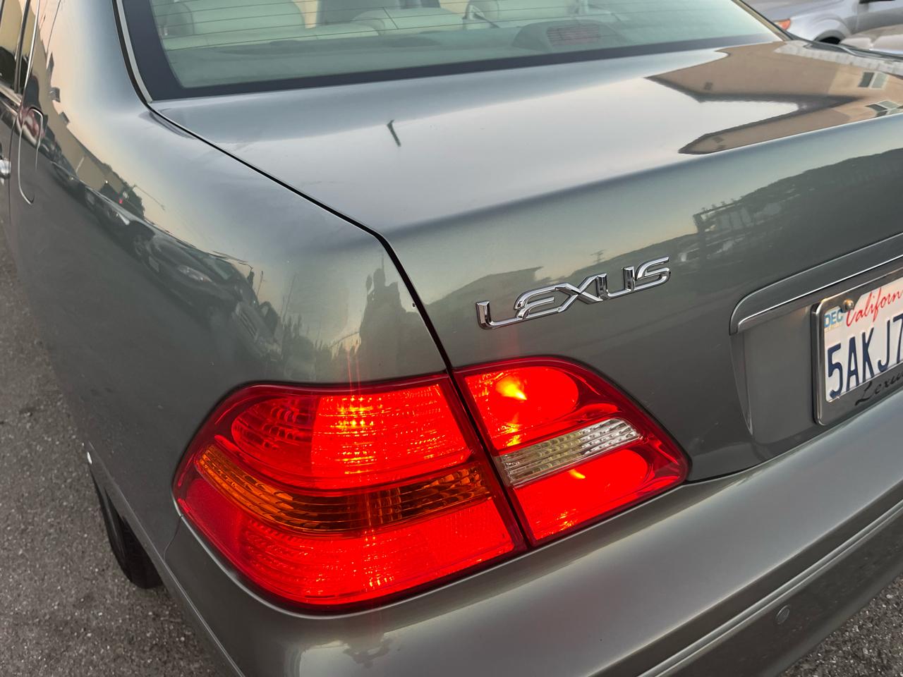 Lexus LS 430 Sedan 2003
