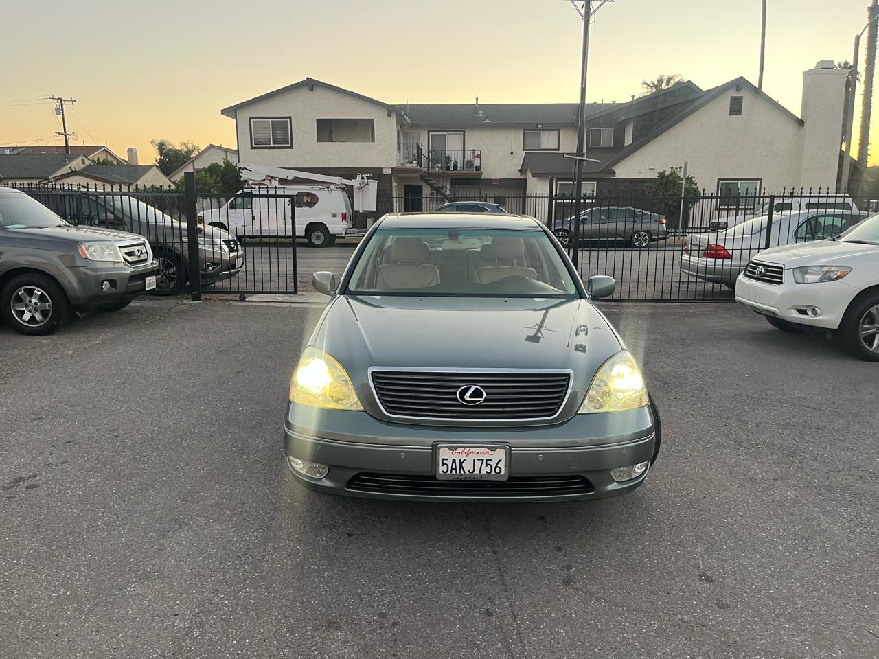 Lexus LS 430 Sedan 2003