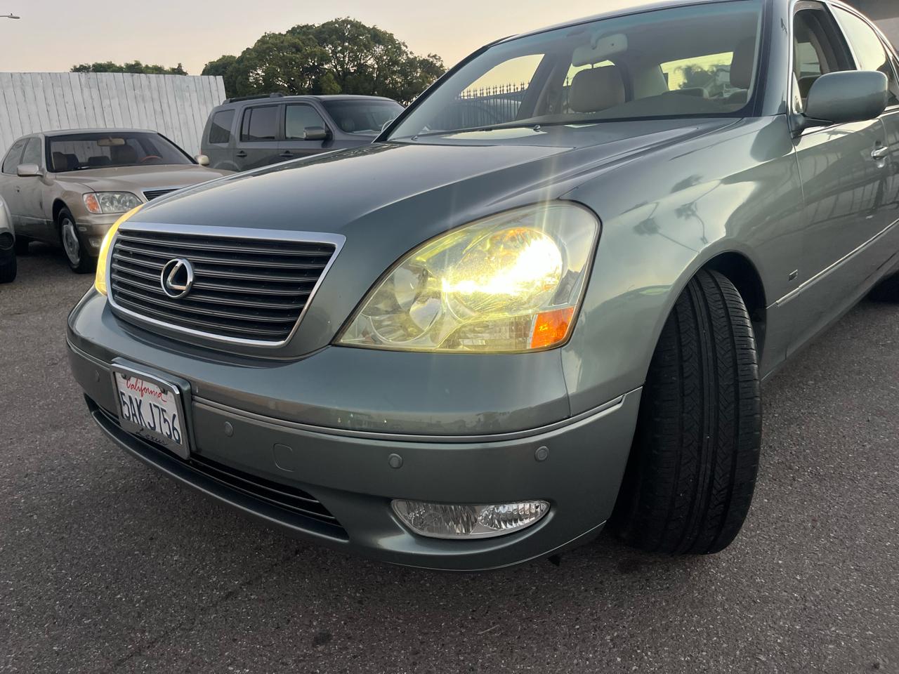 Lexus LS 430 Sedan 2003
