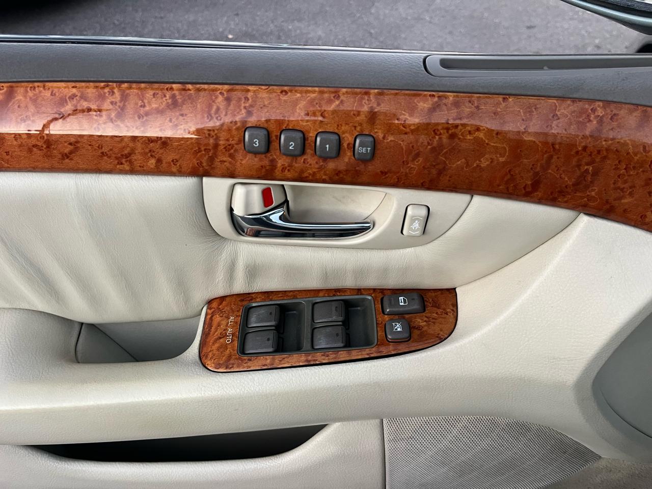 Lexus LS 430 Sedan 2003