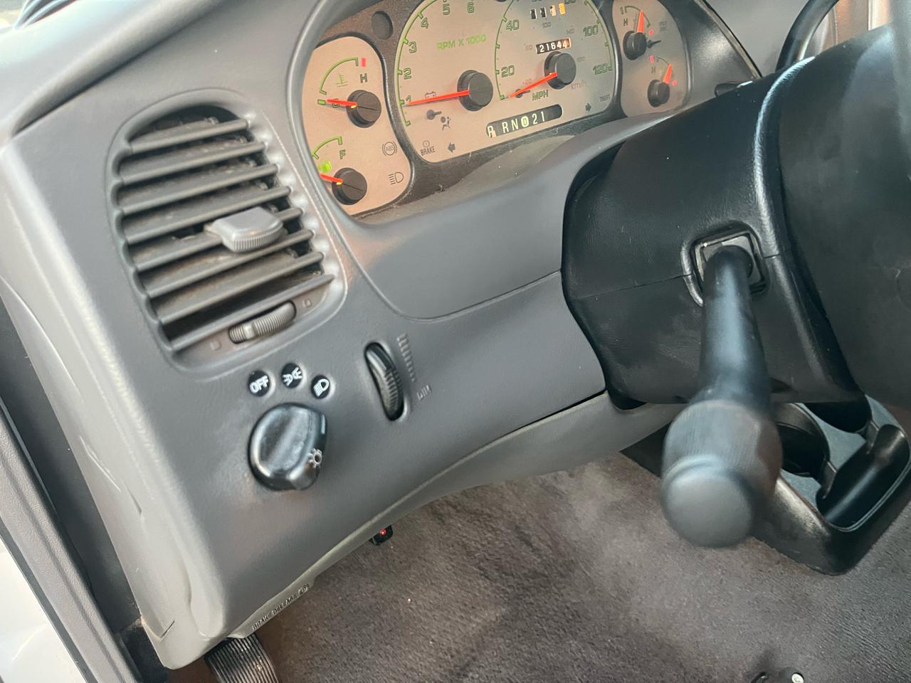 Ford Ranger XL Short Bed 2WD - 314A 2003
