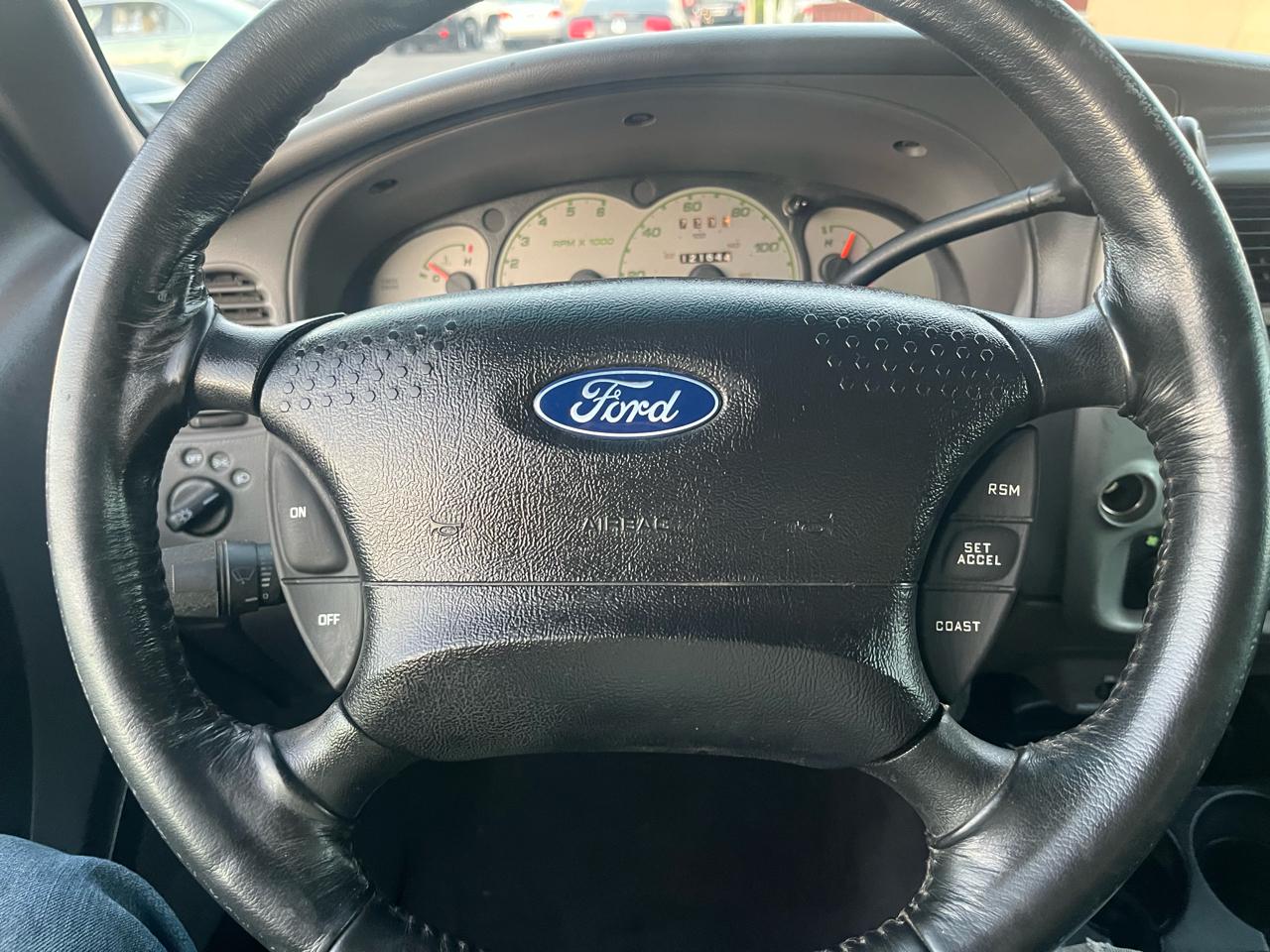 Ford Ranger XL Short Bed 2WD - 314A 2003