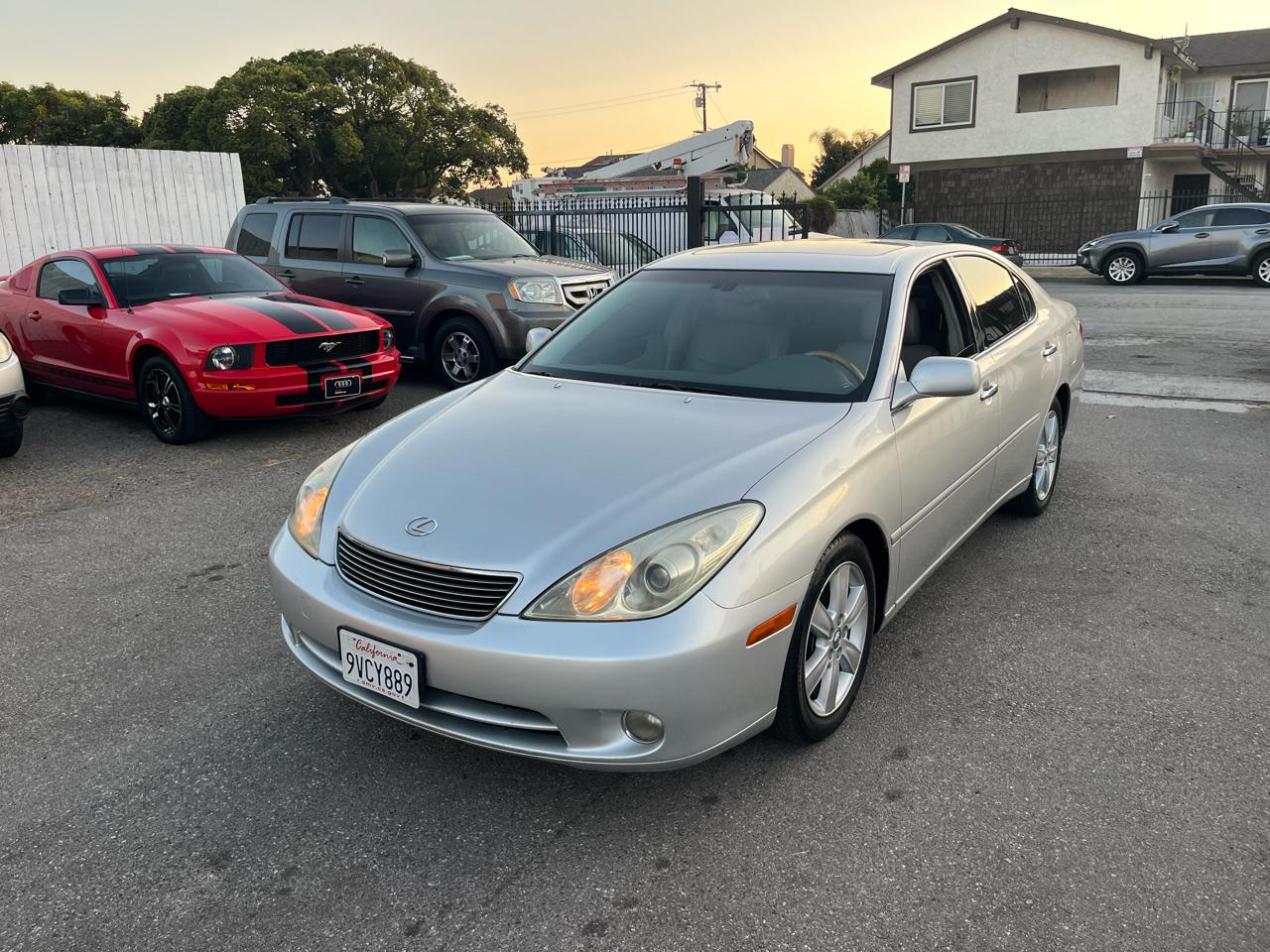 2005 Lexus ES 330 Sedan