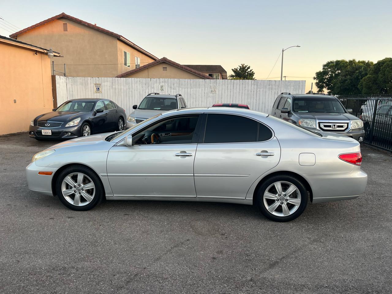 Lexus ES 330 Sedan 2005