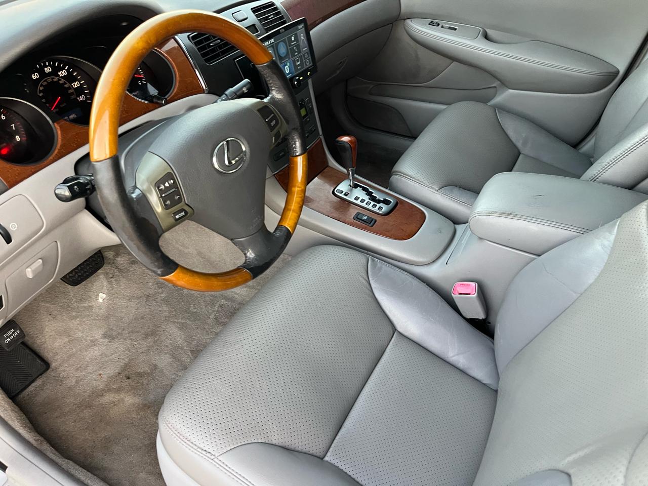 Lexus ES 330 Sedan 2005