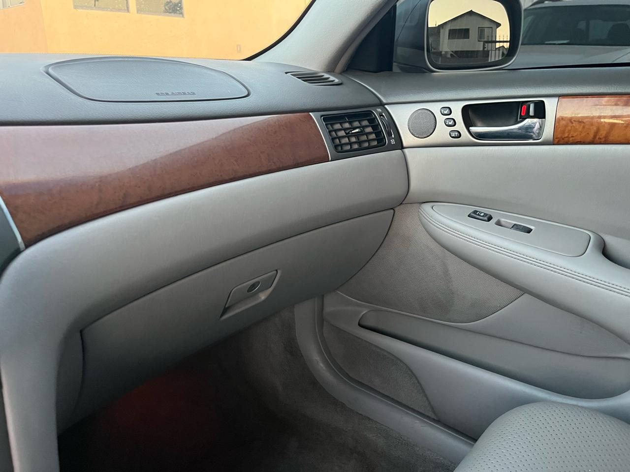 Lexus ES 330 Sedan 2005
