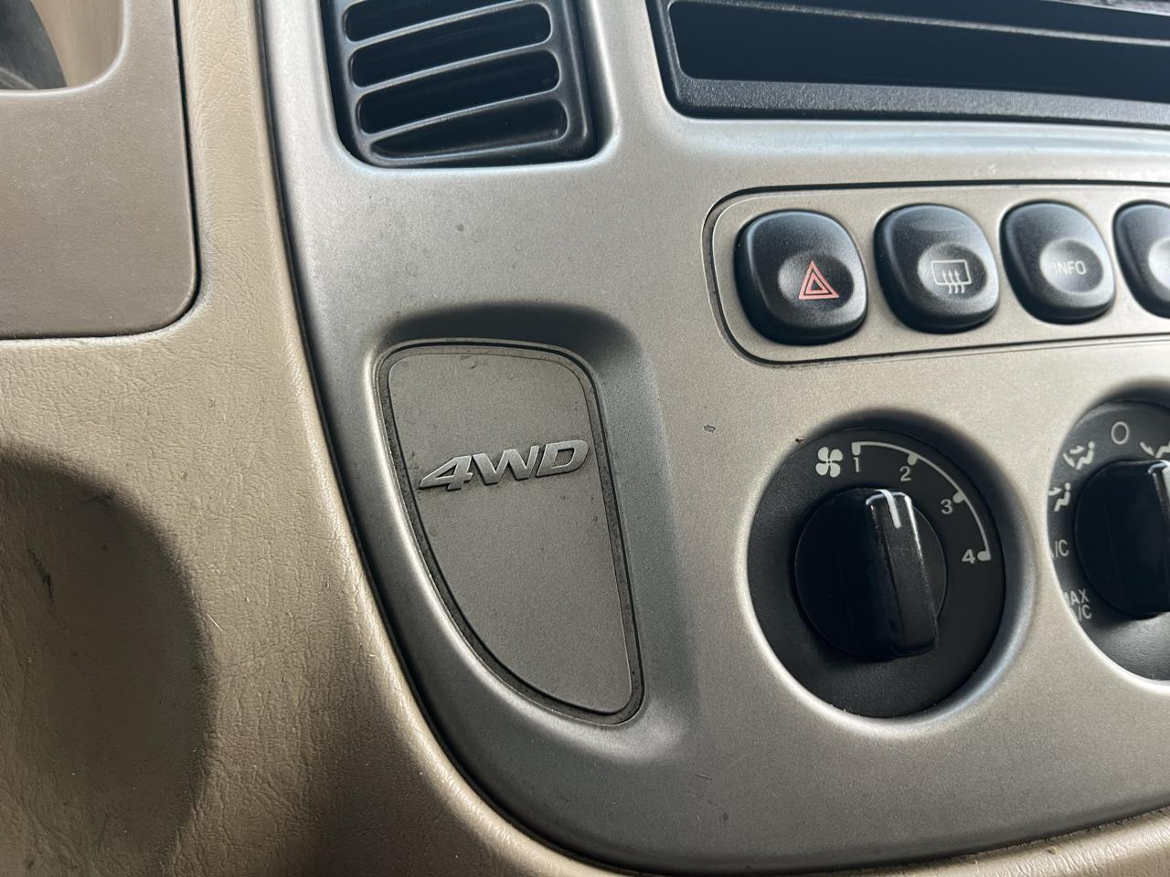 Ford Escape Limited 4WD 2005
