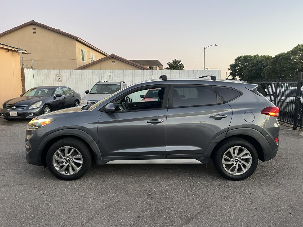 Hyundai Tucson SE 2017