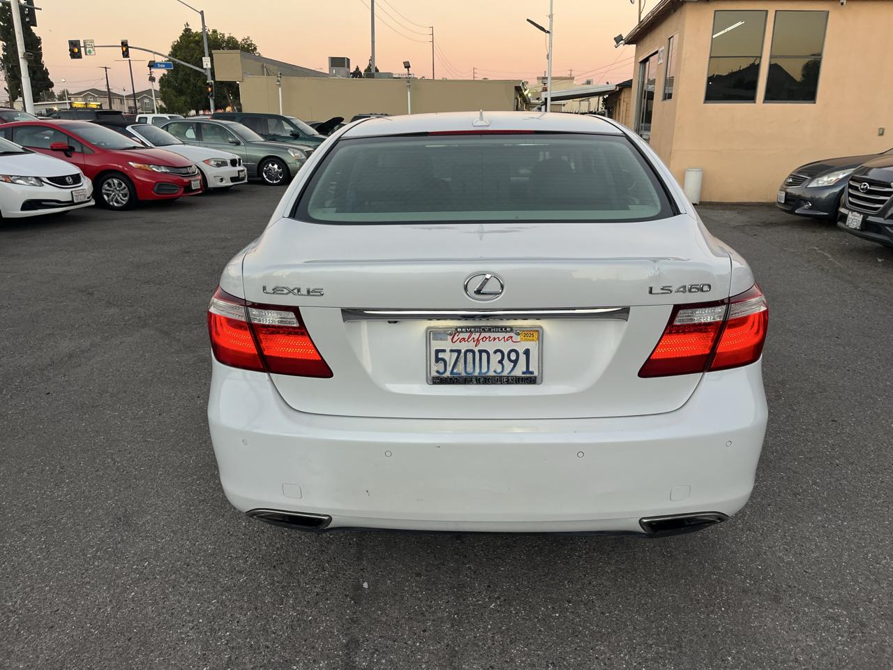 Lexus LS 460 Luxury Sedan 2007