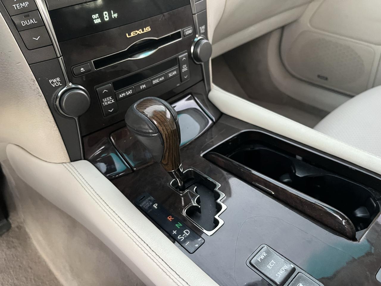 Lexus LS 460 Luxury Sedan 2007