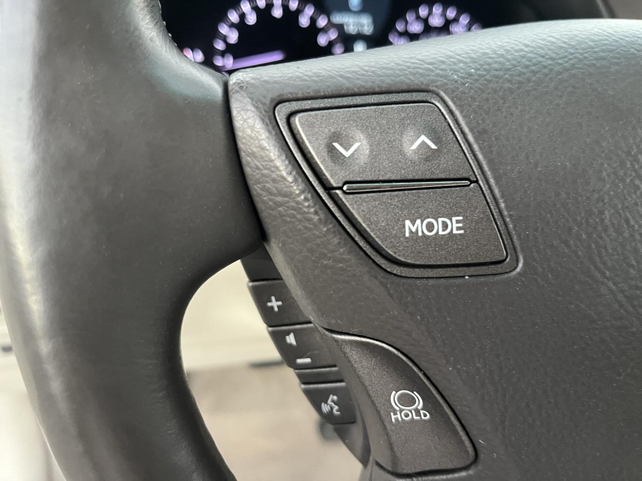 Lexus LS 460 Luxury Sedan 2007