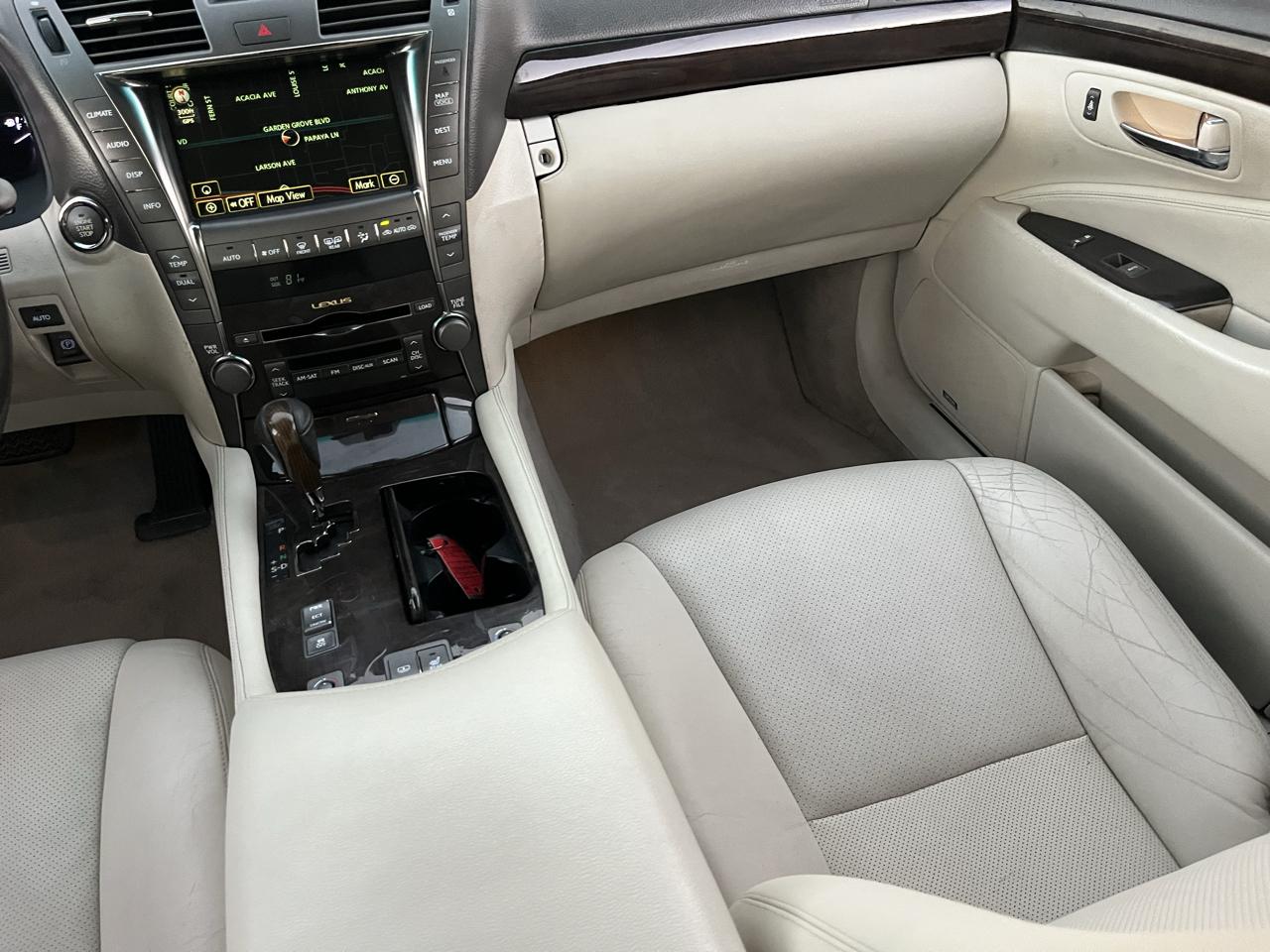Lexus LS 460 Luxury Sedan 2007