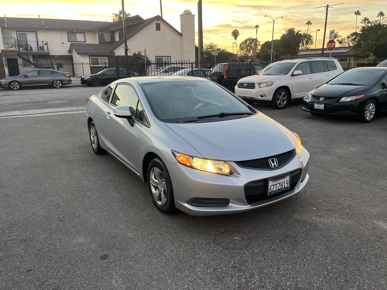 Honda Civic LX Coupe 5-Speed AT 2013