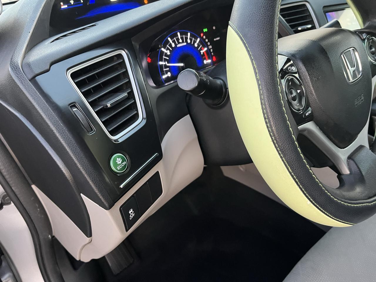 Honda Civic LX Coupe 5-Speed AT 2013