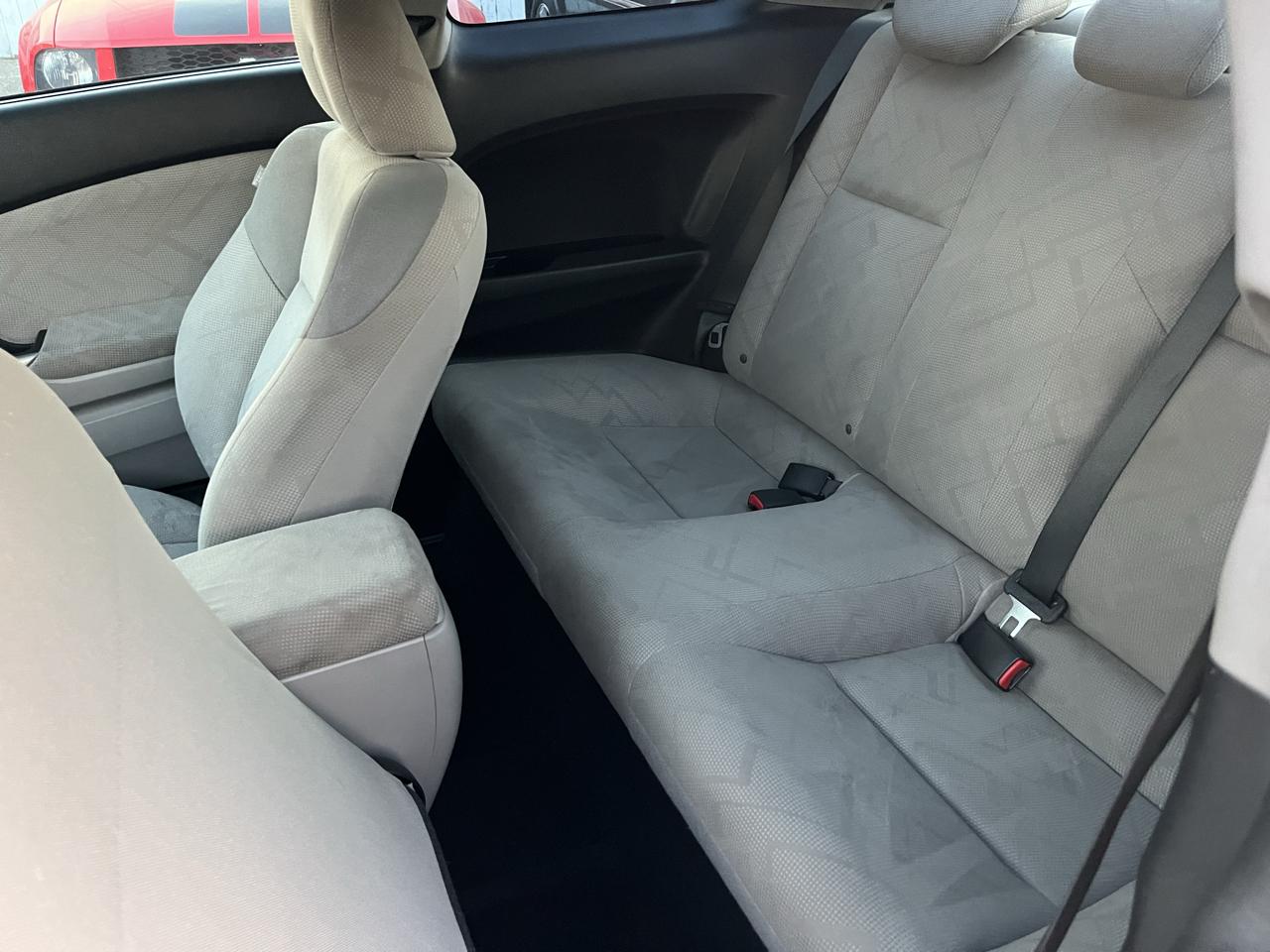 Honda Civic LX Coupe 5-Speed AT 2013