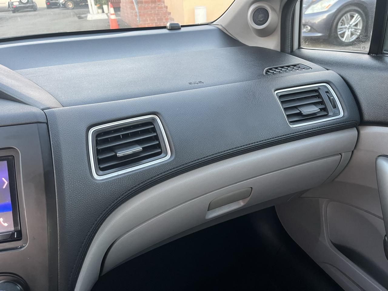 Honda Civic LX Coupe 5-Speed AT 2013