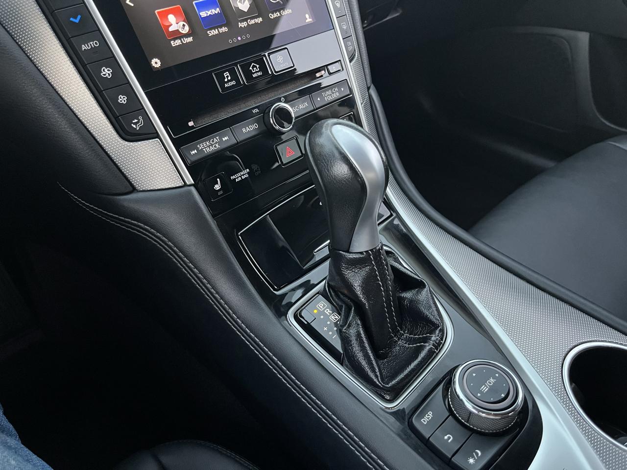 Infiniti Q50 Base 2015