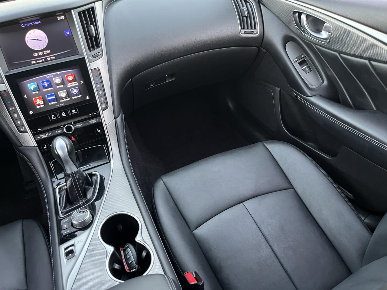Infiniti Q50 Base 2015
