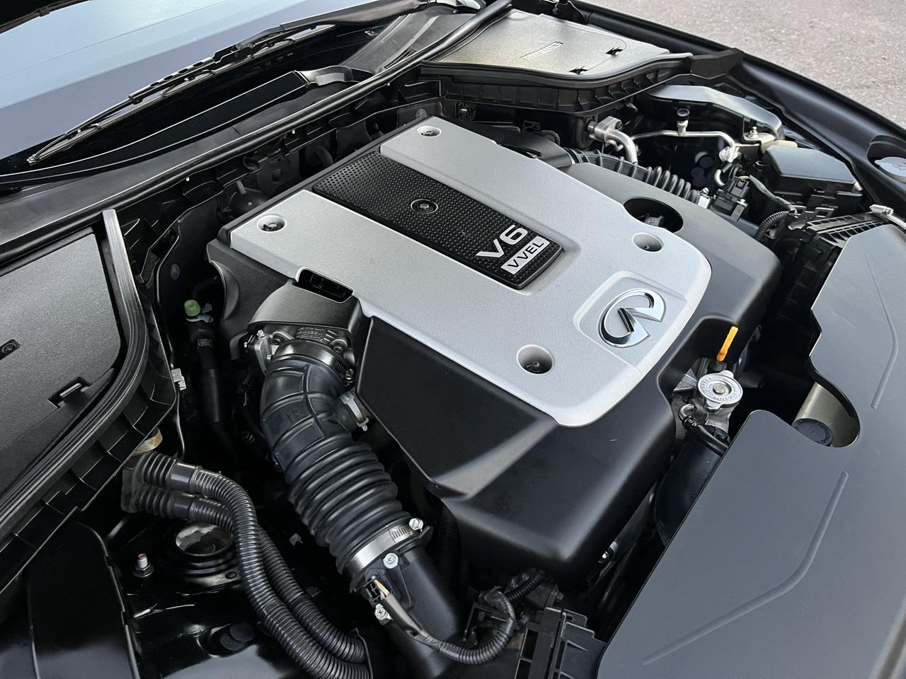 Infiniti Q50 Base 2015