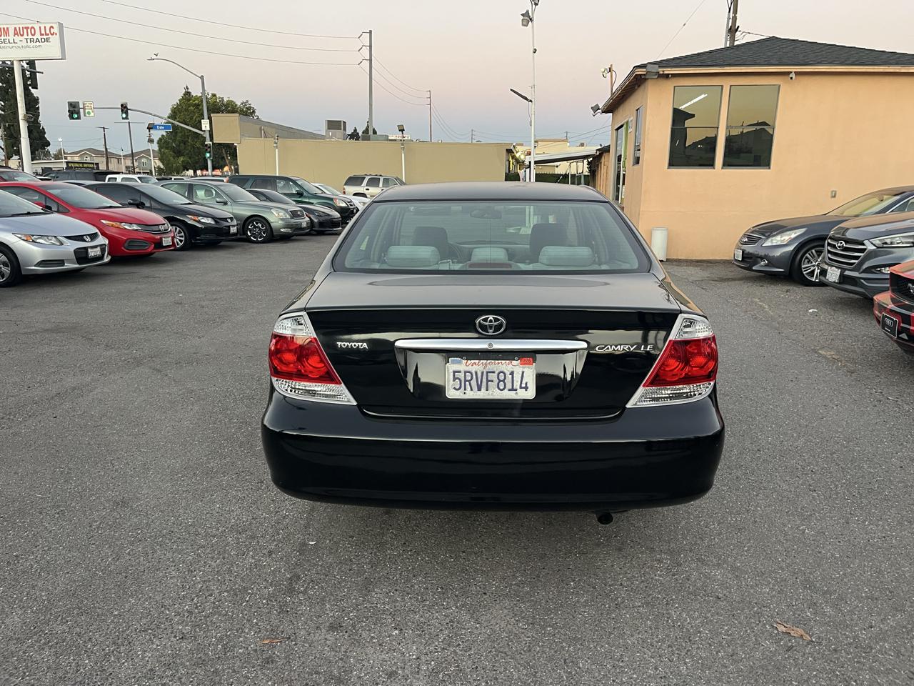 Toyota Camry Standard 2006