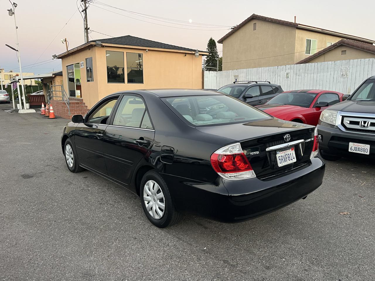 Toyota Camry Standard 2006