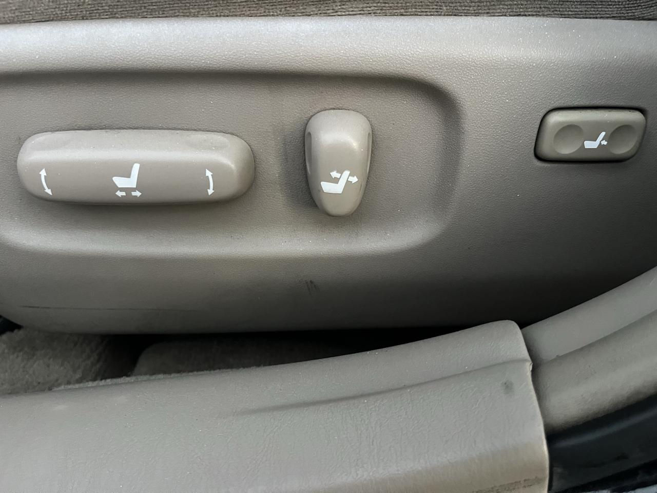Toyota Camry Standard 2006
