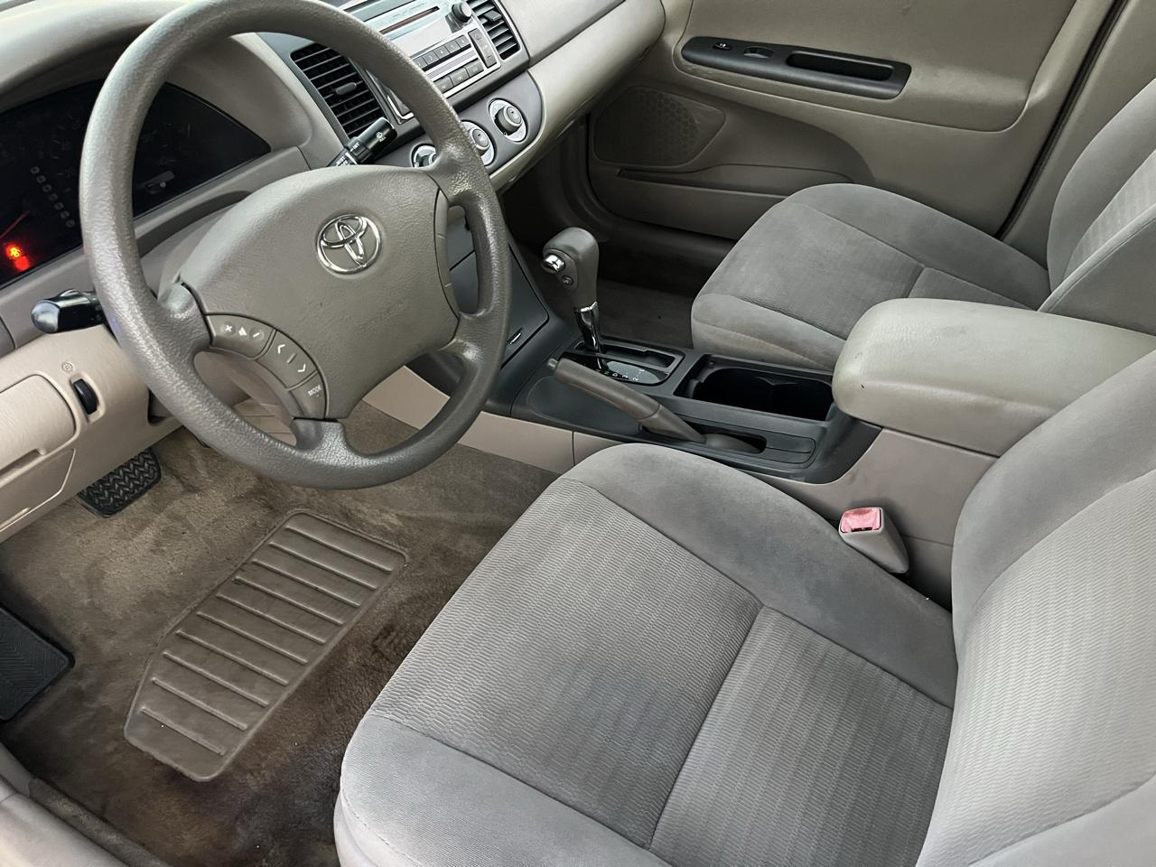 Toyota Camry Standard 2006