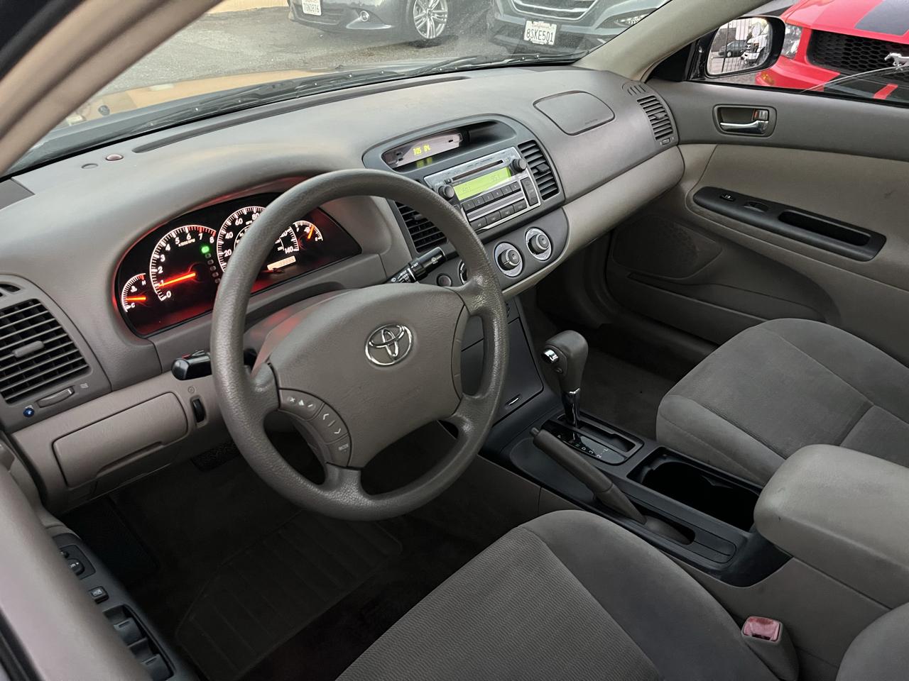 Toyota Camry Standard 2006