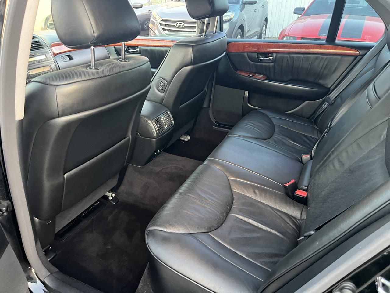 Lexus LS 430 Sedan 2006