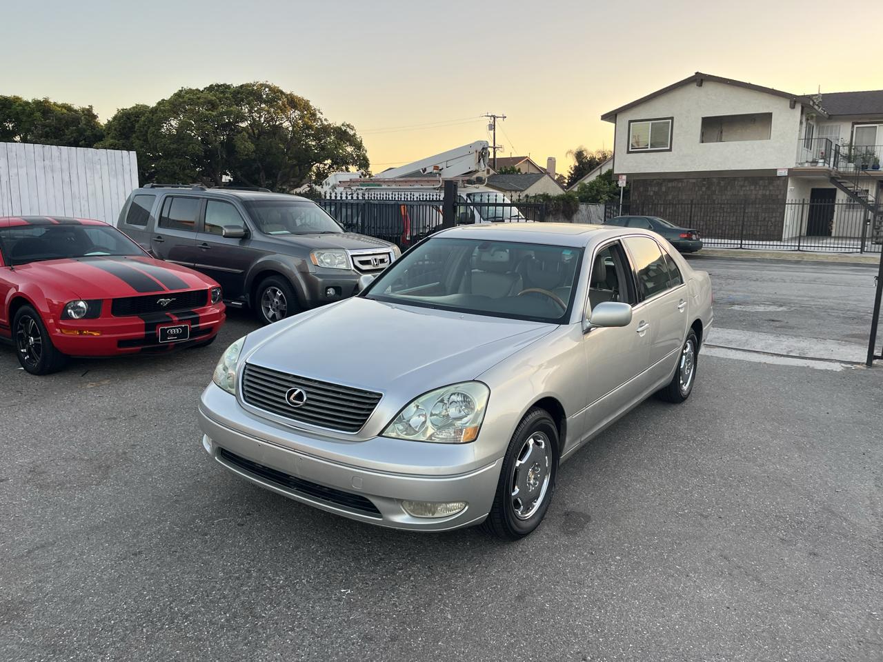 Lexus LS 430 Sedan 2002