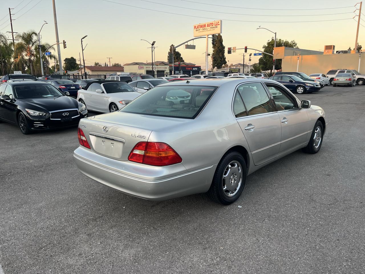Lexus LS 430 Sedan 2002