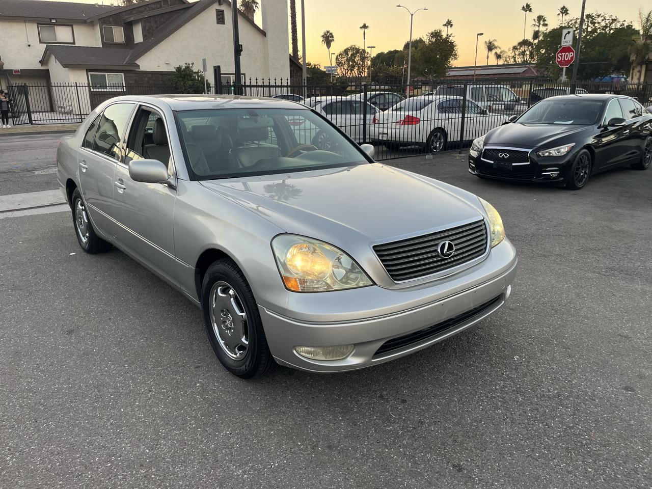 Lexus LS 430 Sedan 2002