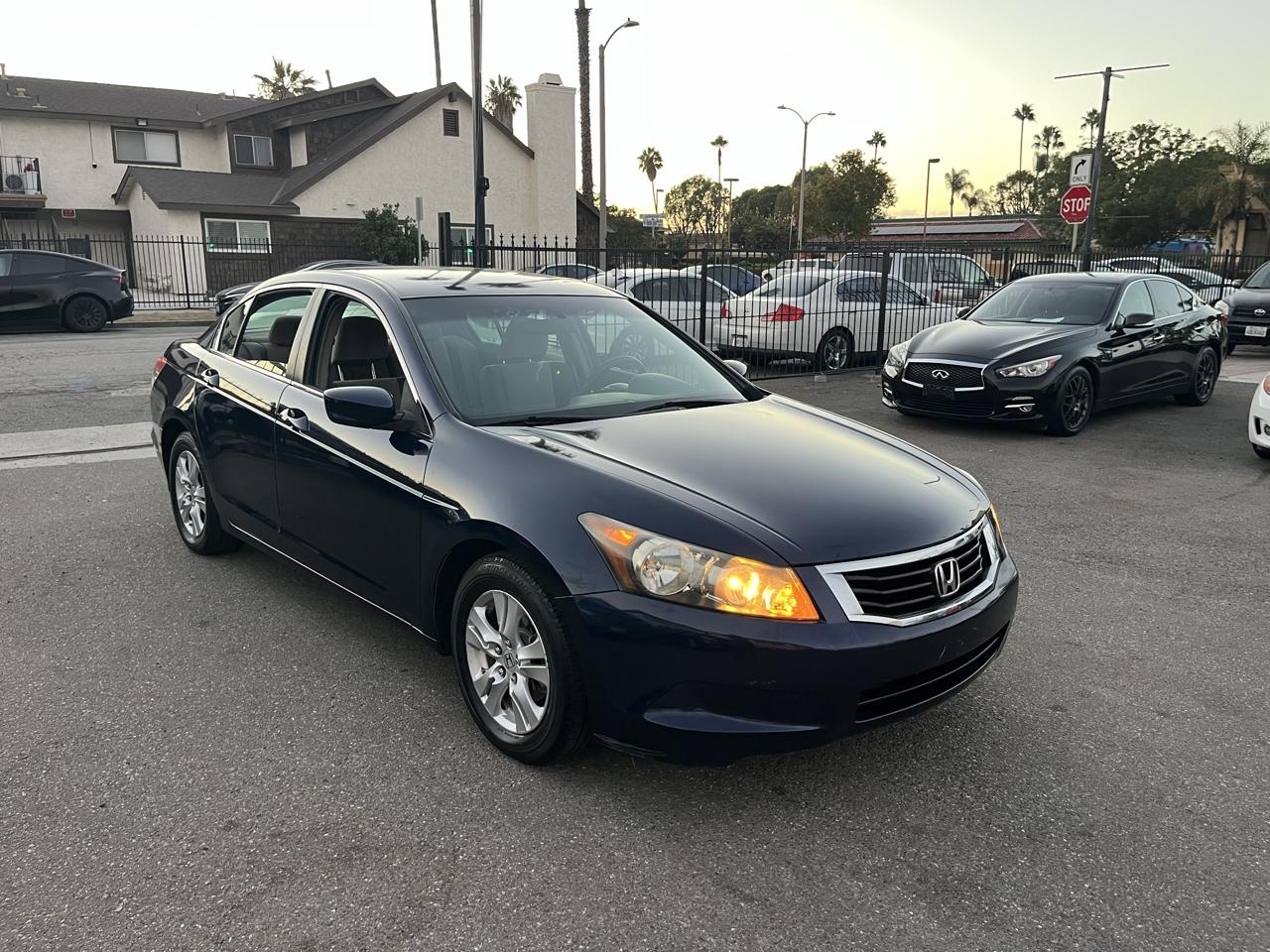 Honda Accord LX-P Sedan AT 2009