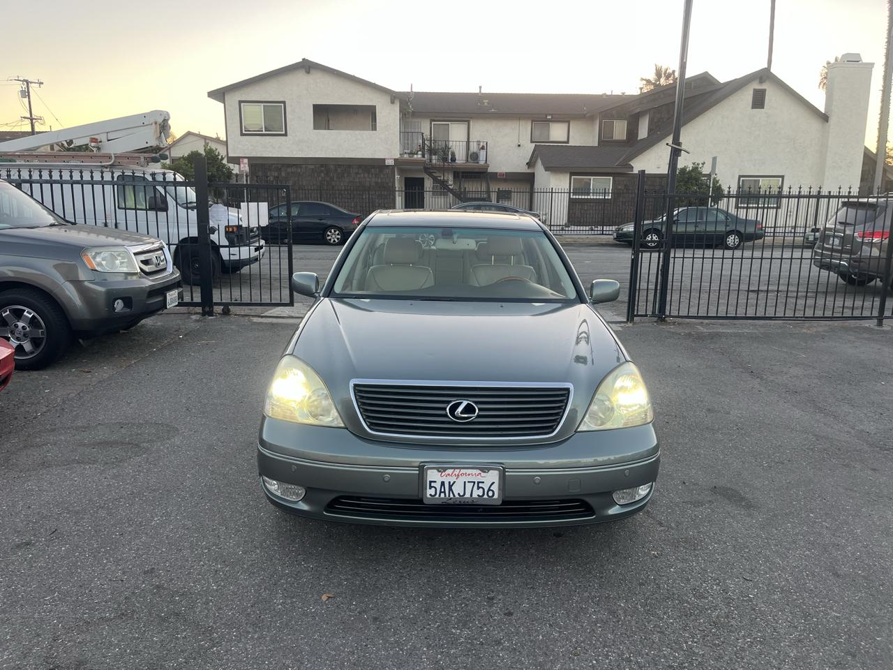 Lexus LS 430 Sedan 2003