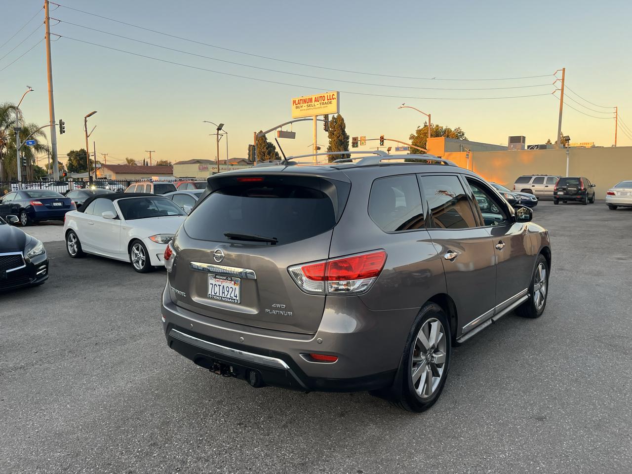 Nissan Pathfinder S 4WD 2014