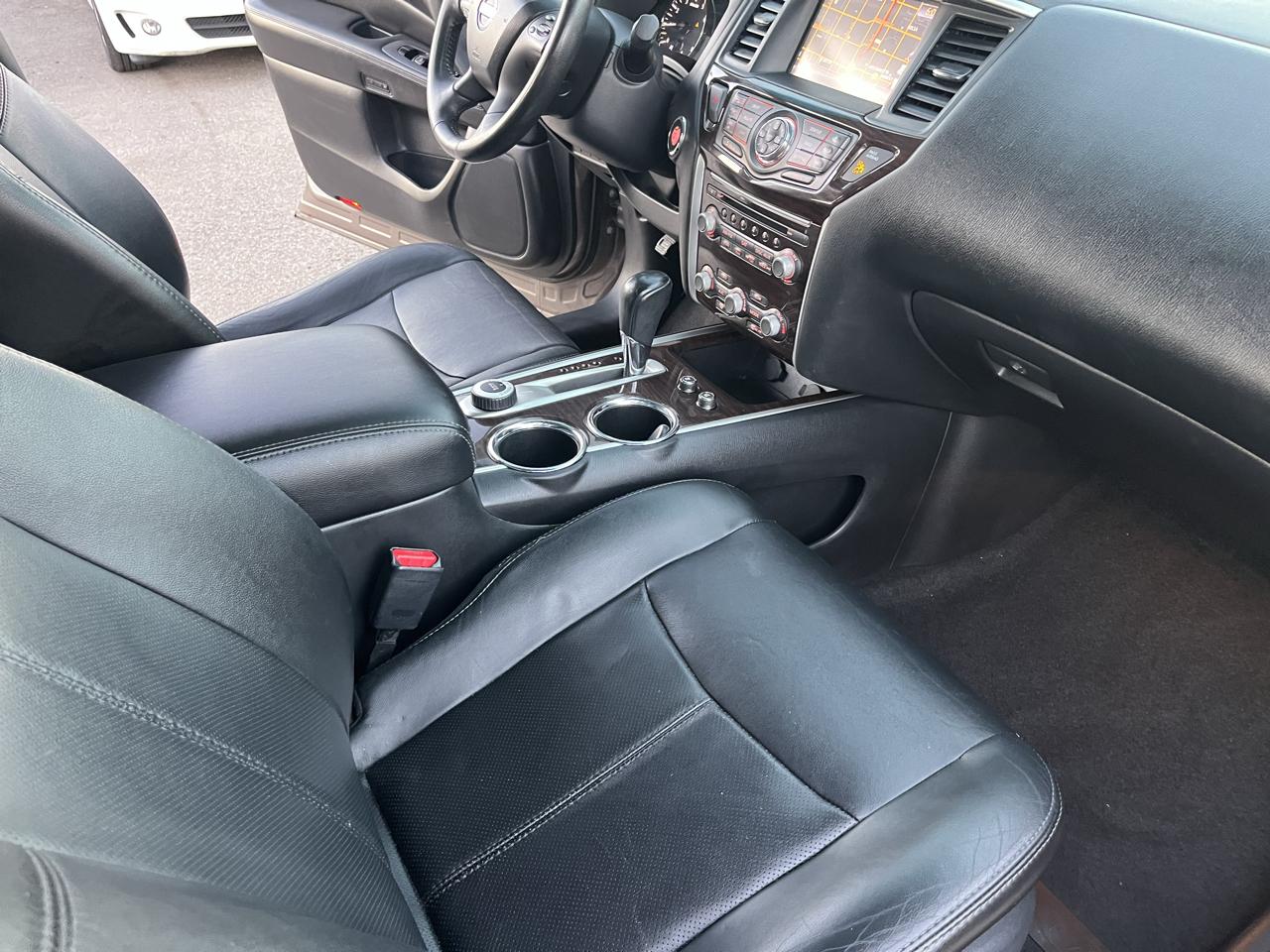 Nissan Pathfinder S 4WD 2014