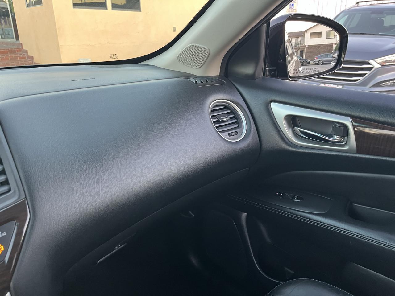 Nissan Pathfinder S 4WD 2014