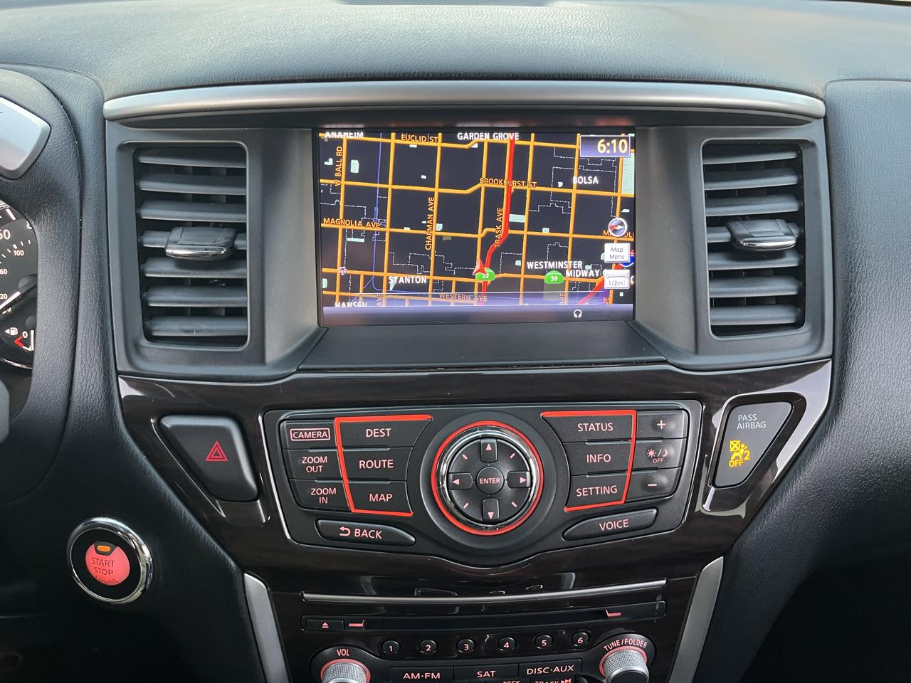 Nissan Pathfinder S 4WD 2014