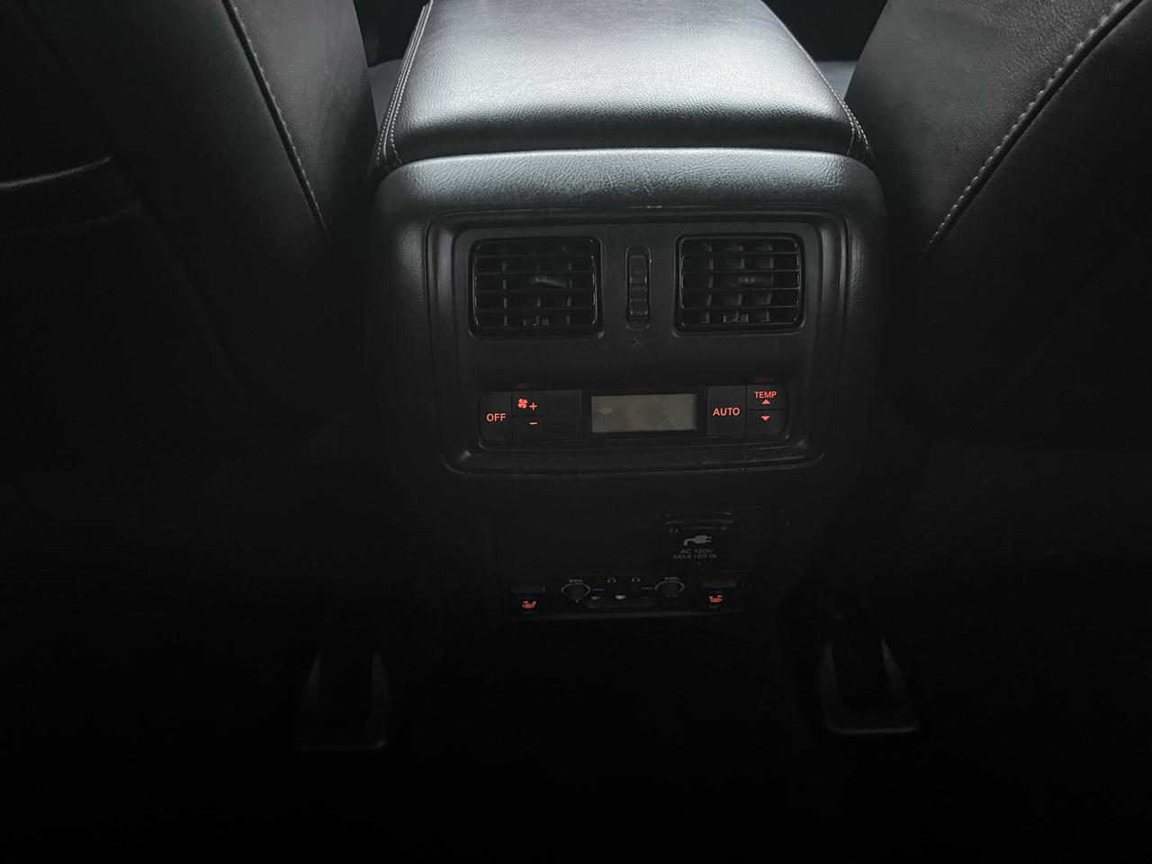 Nissan Pathfinder S 4WD 2014