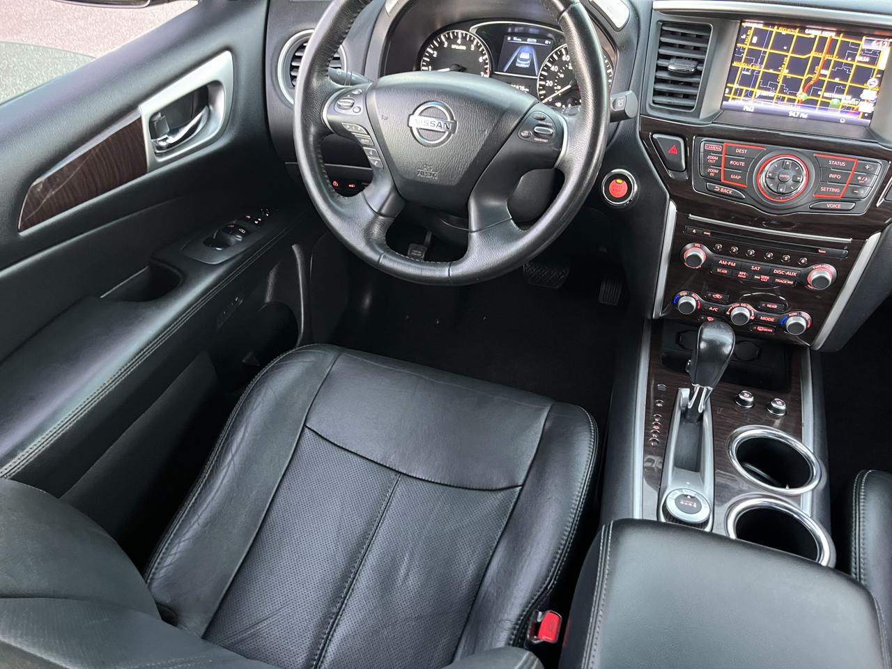 Nissan Pathfinder S 4WD 2014