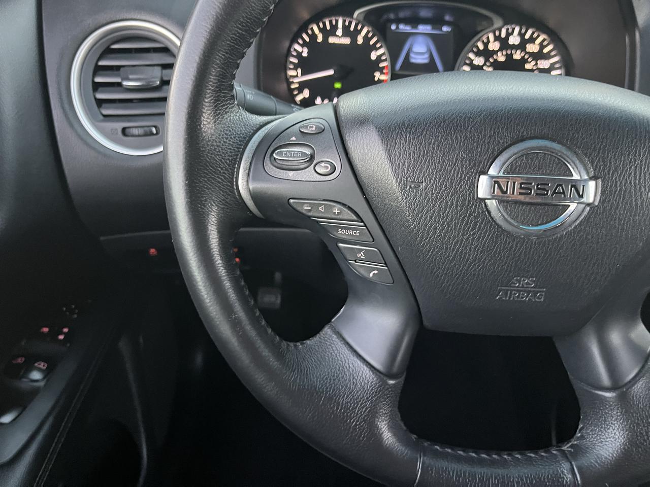 Nissan Pathfinder S 4WD 2014