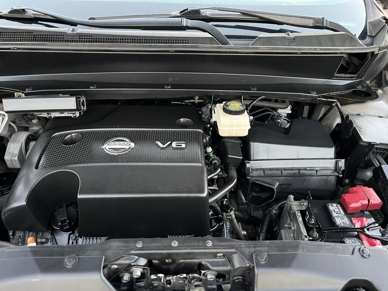 Nissan Pathfinder S 4WD 2014