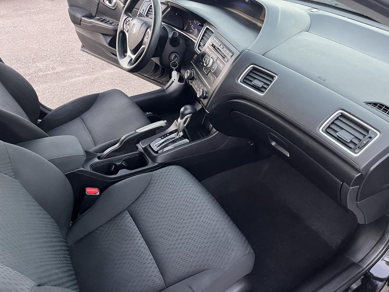 Honda Civic LX Sedan CVT 2015