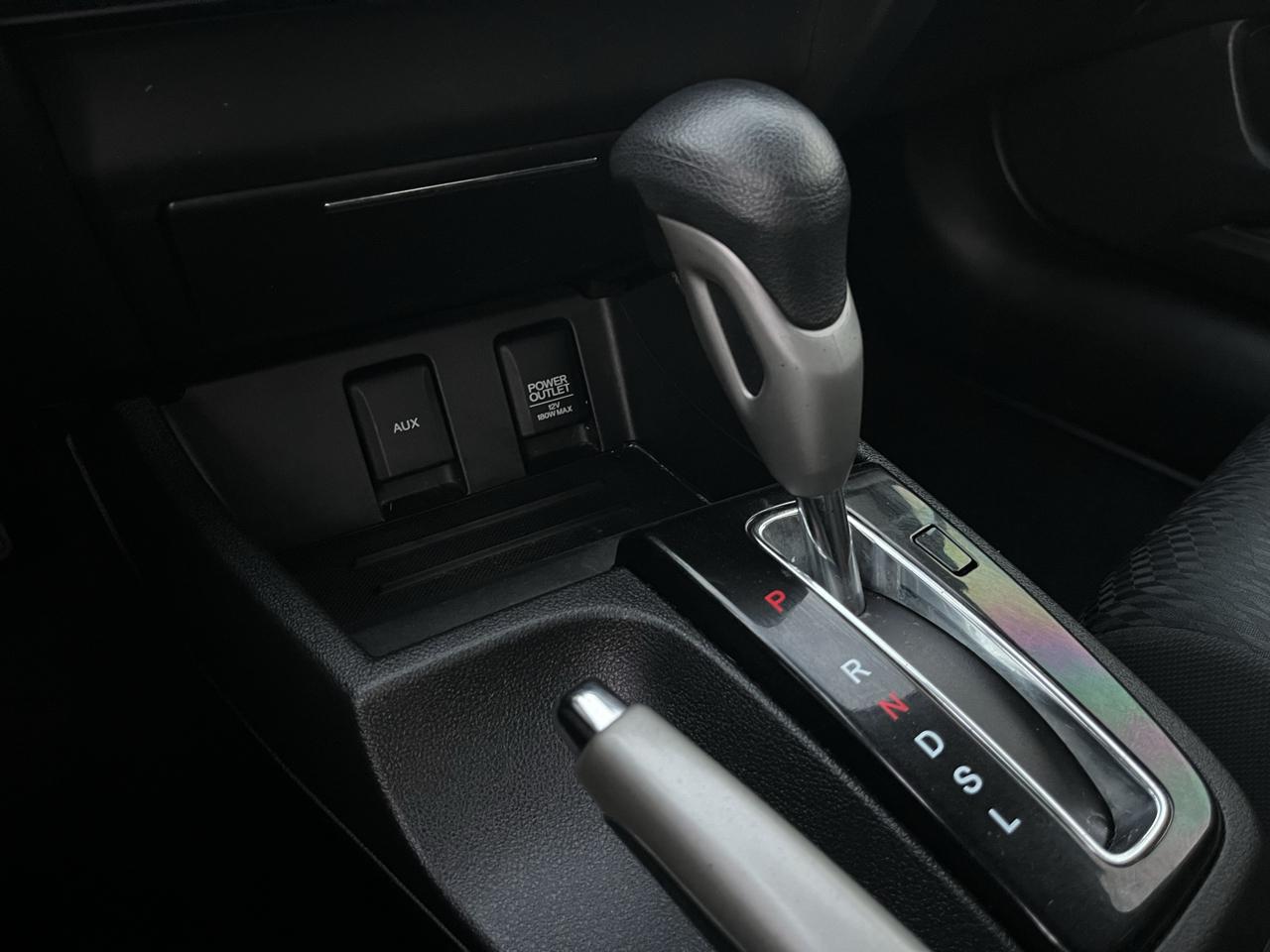 Honda Civic LX Sedan CVT 2015