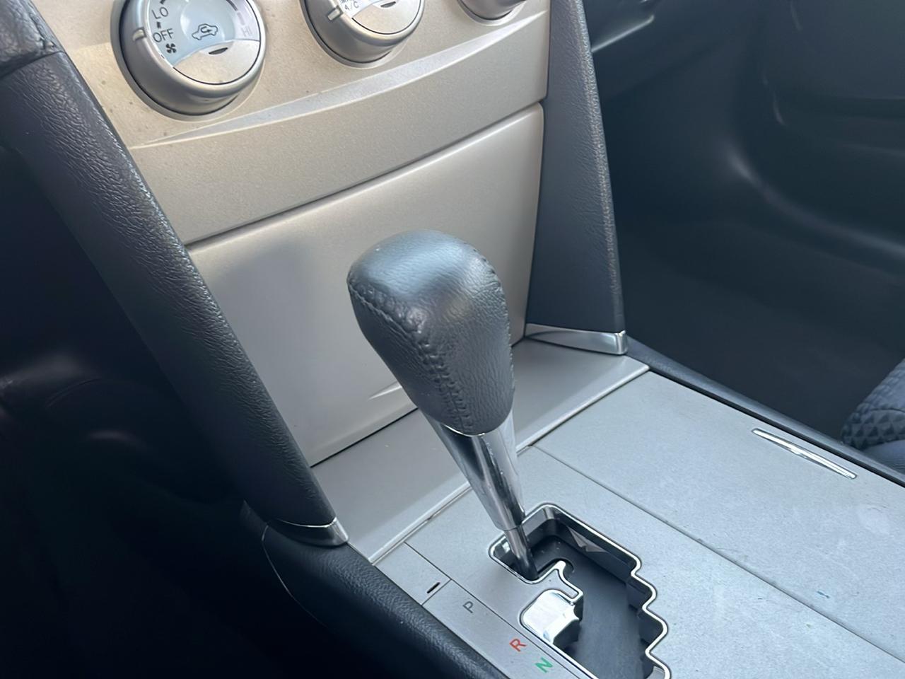 Toyota Camry SE 6-Spd MT 2010