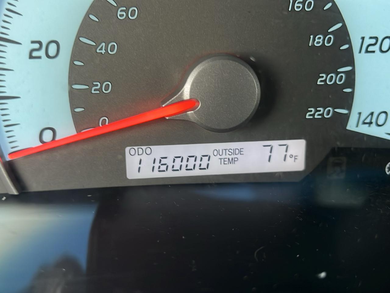 Toyota Camry SE 6-Spd MT 2010