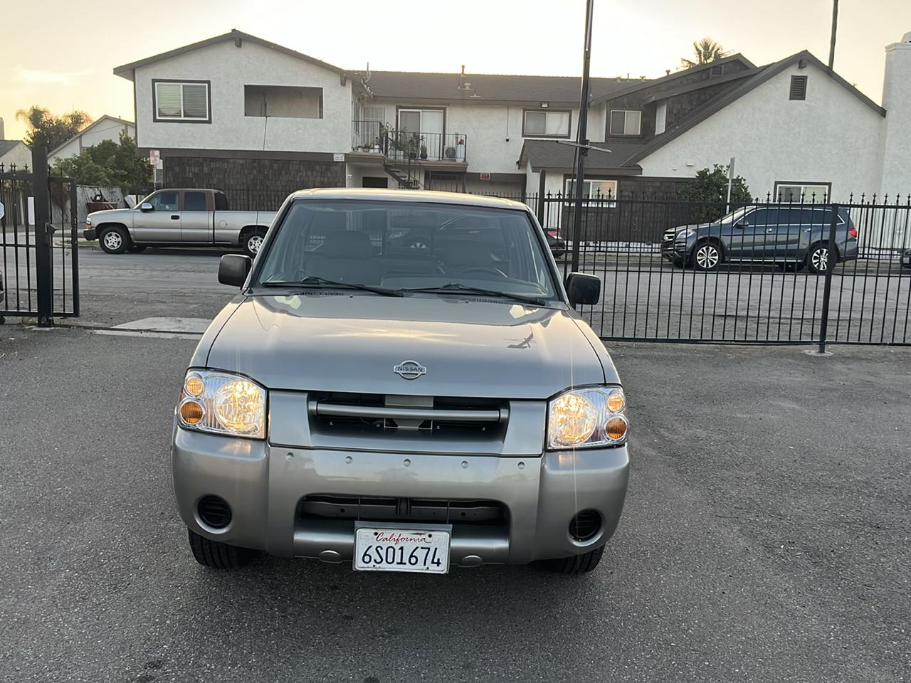 Nissan Frontier XE King Cab 2WD 2001